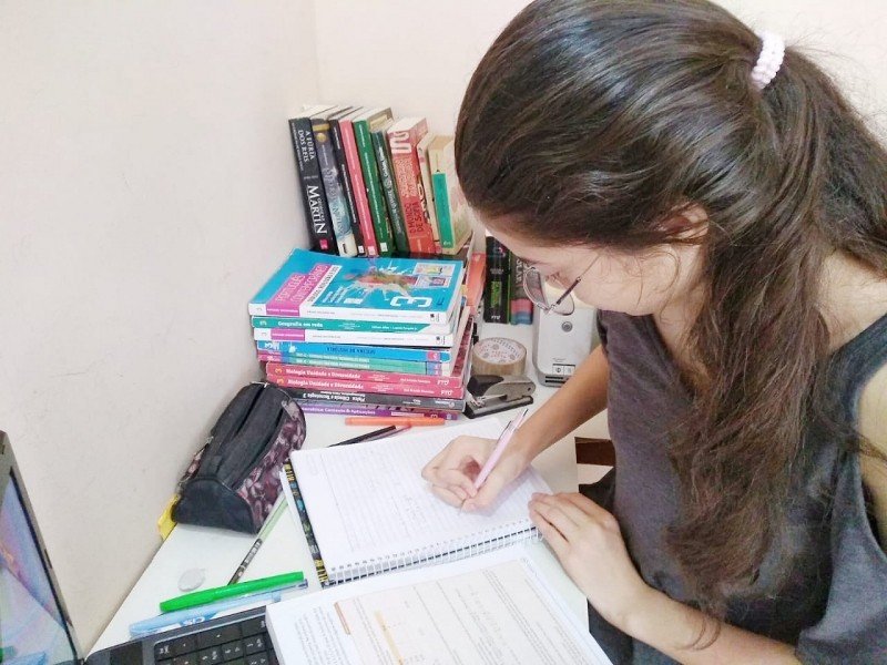 Projeto ENEM 100% promove aulão virtual de Artes nesta sexta-feira (25)