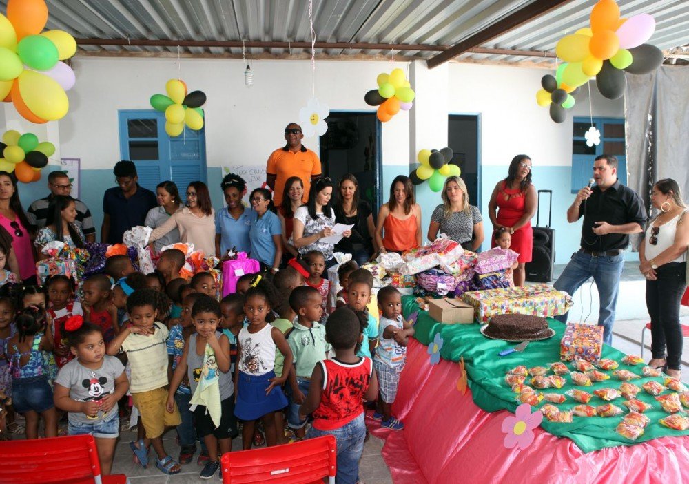 SAAE celebra Dia das Crianças com doação de brinquedos e festa na Creche São José