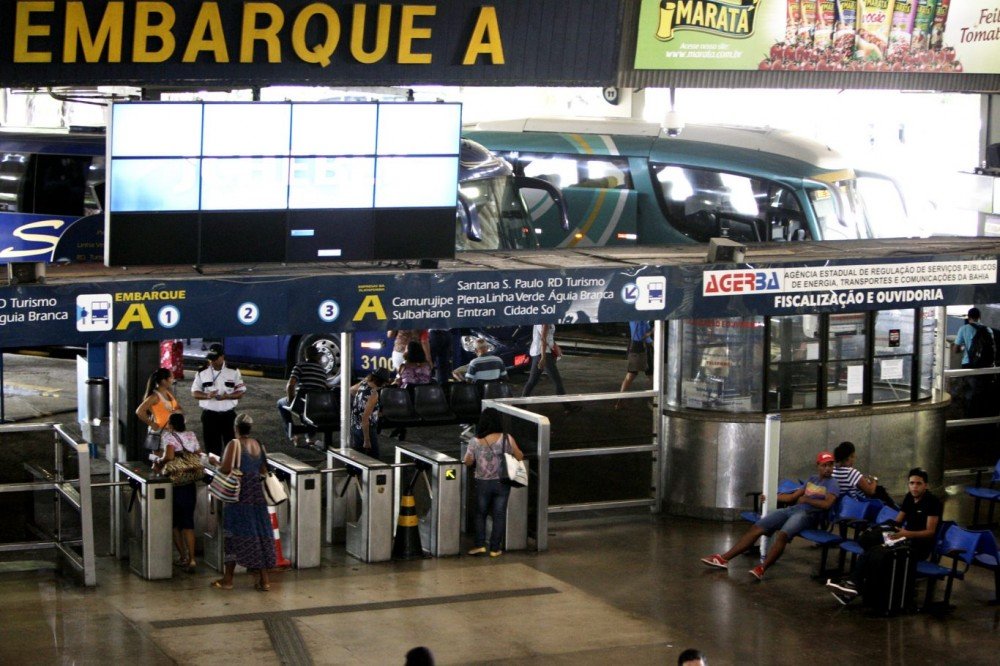 Rui libera transporte coletivo intermunicipal em toda a Bahia