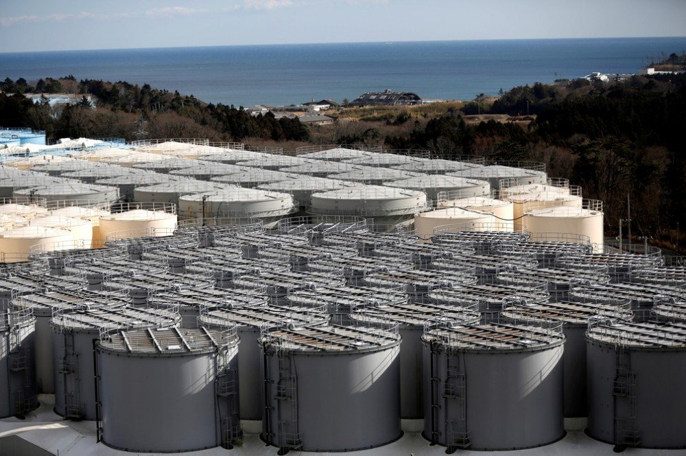 Desastre de Fukushima: O governo do Japão decidiu liberar mais de um milhão de toneladas de água contaminada no mar