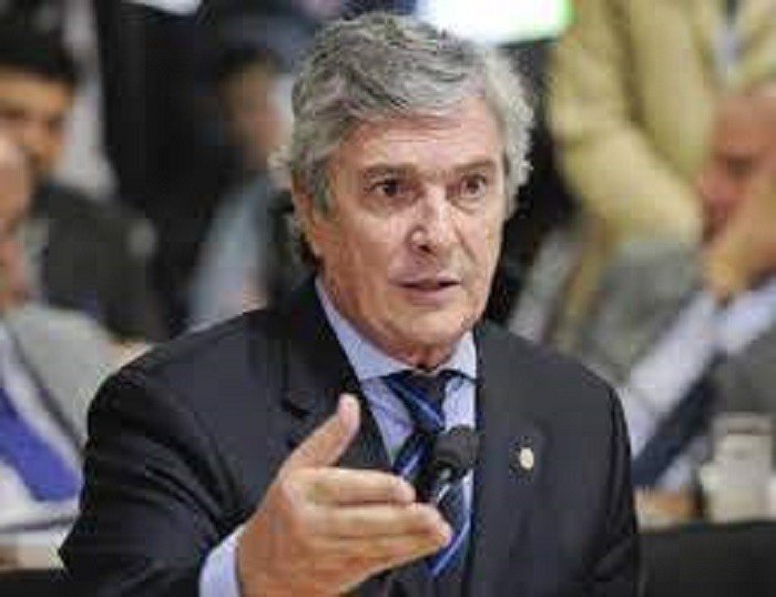 PF cumpre mandado de busca em endereço do senador Fernando Collor