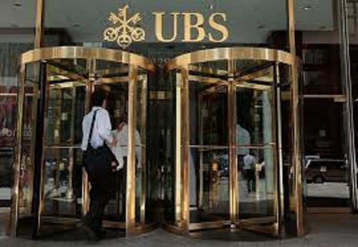 Contra a desigualdade, o banco UBS quer aumentar salários e cortar bônus