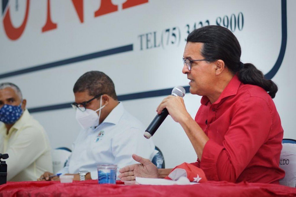 Debate na UNIRB: Radiovaldo diz que saúde precisa ser prioridade