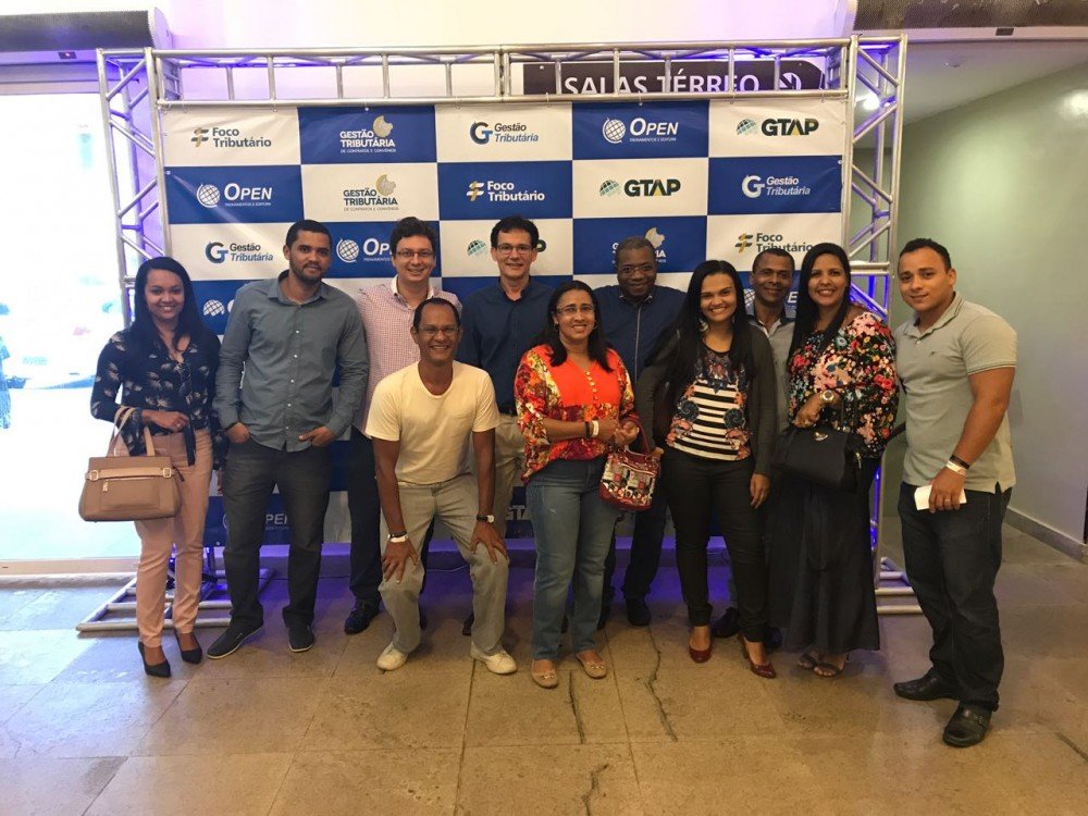 Servidores da Prefeitura participam de capacitação em gestão tributária em Salvador