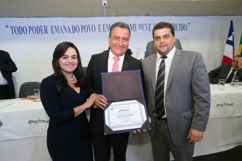 Governador Rui Costa recebe título de cidadão de Jequié