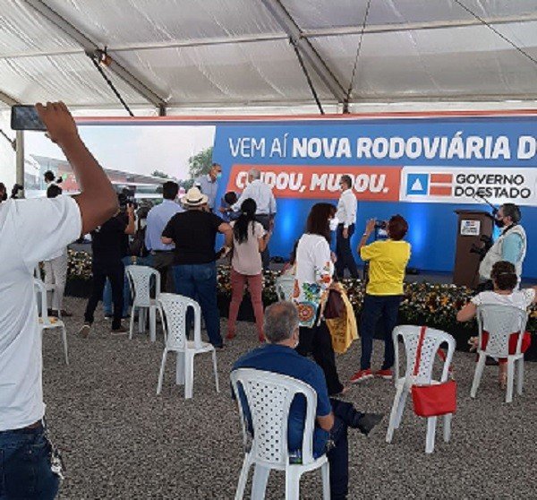 Rui assina ordem de serviço para a construção da nova Estação Rodoviária