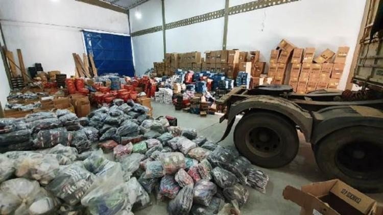 Descoberto galpão com cerca de R$ 2 milhões em calçados falsificados