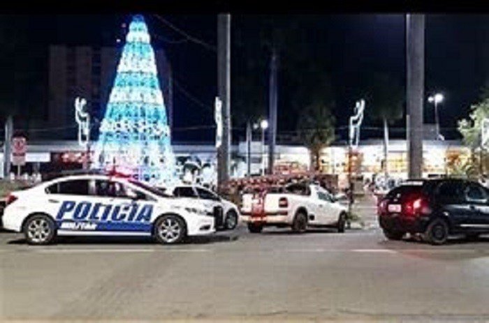 Menina morre após levar descarga elétrica em enfeite de Natal