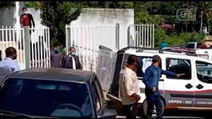 Vereador deixa presídio para tomar posse de novo mandato em MG