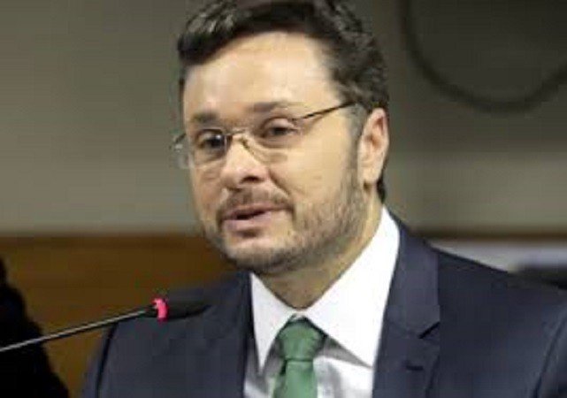 Bahia está preparada para cenário difícil na economia brasileira em 2021, diz Vitório