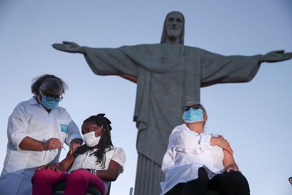 Brasil só tem vacinas para 4% de toda população prioritária