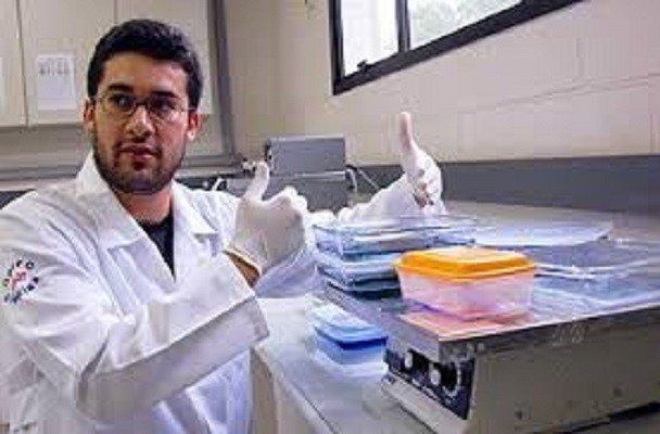 “O vírus mexe com a maneira que o cérebro produz energia”, diz neurocientista