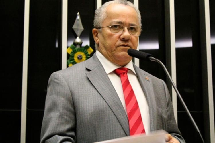 Josias Gomes é exonerado da Secretaria de Desenvolvimento Rural