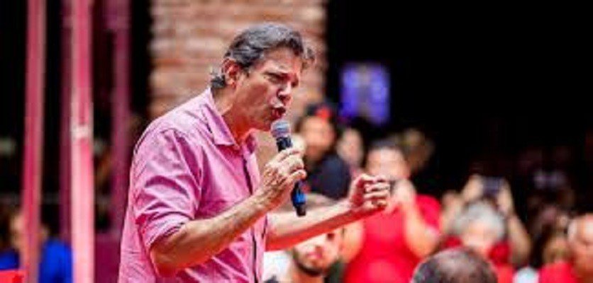 Haddad confirma sua candidatura presidencial: “Lula me pediu para colocar o bloco na rua”