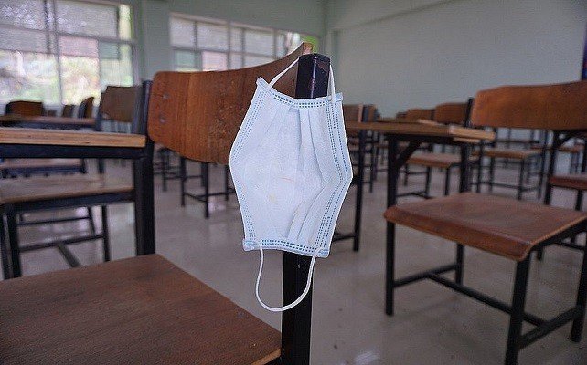 Justiça determina retorno às aulas presencias na Bahia até 1º de março