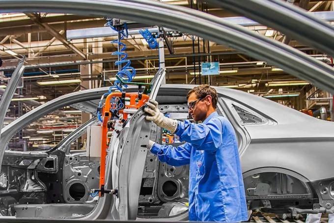 Debandada: Audi também vai deixar o Brasil