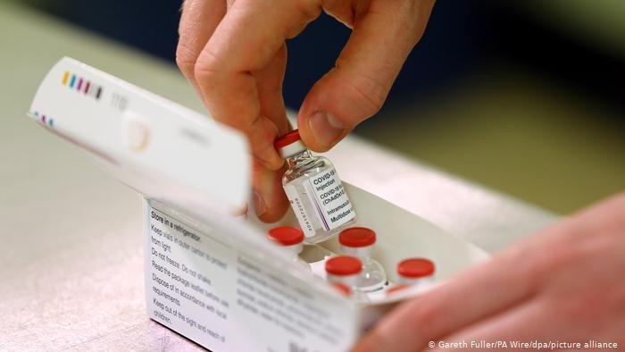 Vacina de Oxford será testada em crianças e adolescentes