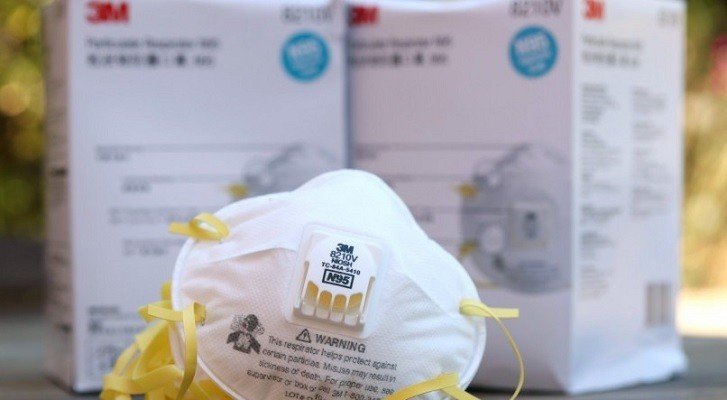 Companhia aérea proíbe embarque de passageiros usando máscaras com válvulas